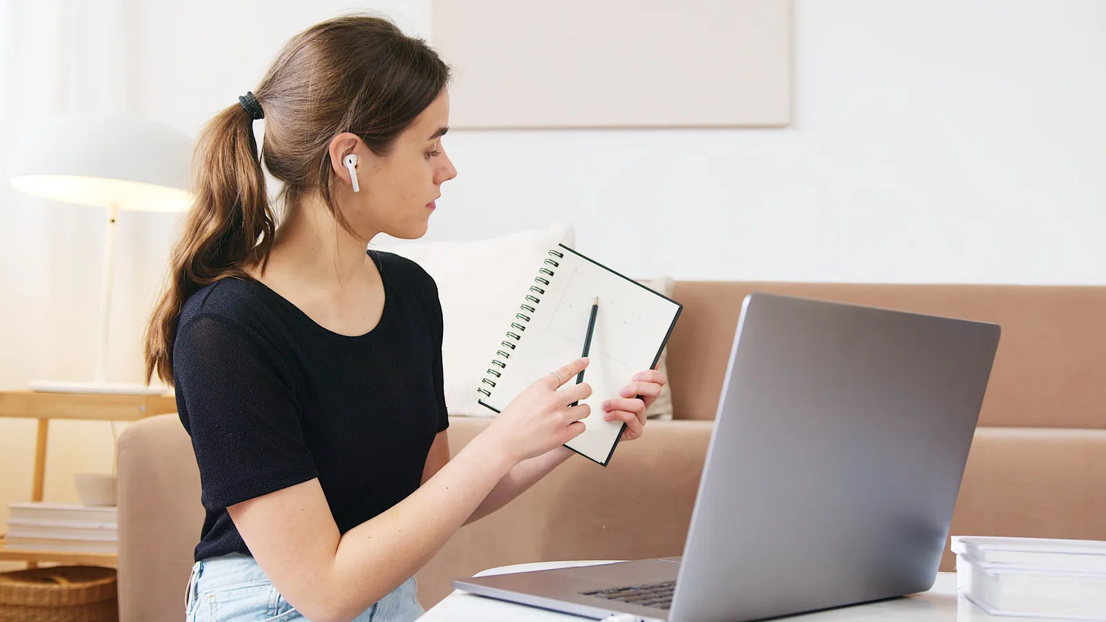 Woman learning online